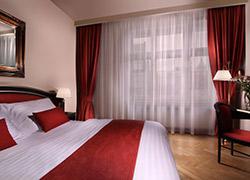 Elysee Hotel